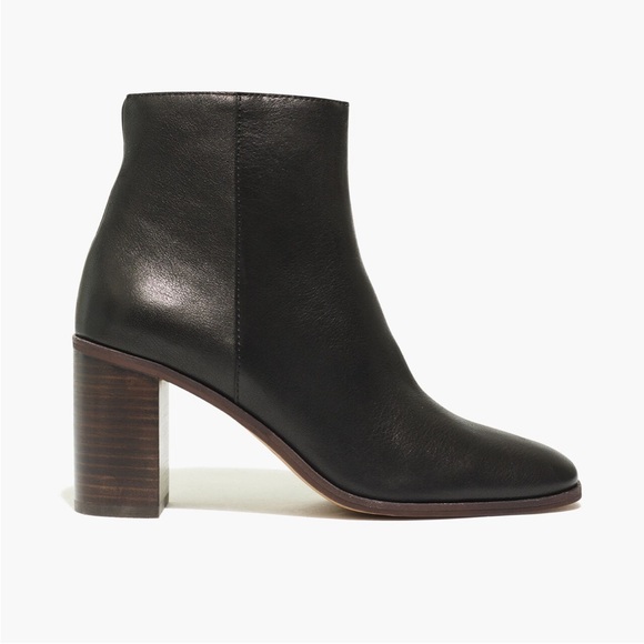 Madewell The Greer Boot in Leather (size: 8) (color: true black) - Picture 4 of 10